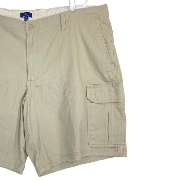 George Men's Cargo Shorts At the Knee Size 46 Flat Front Inseam 9.5" Tan Stretch - Picture 3 of 11